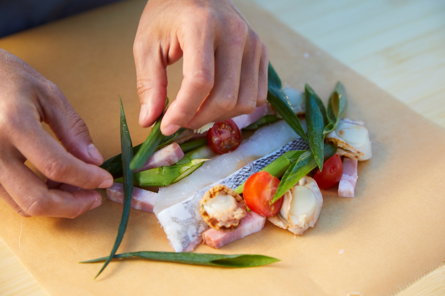 白身魚と野菜のカルトッチョ